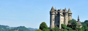 chateau de val lanobre cantal